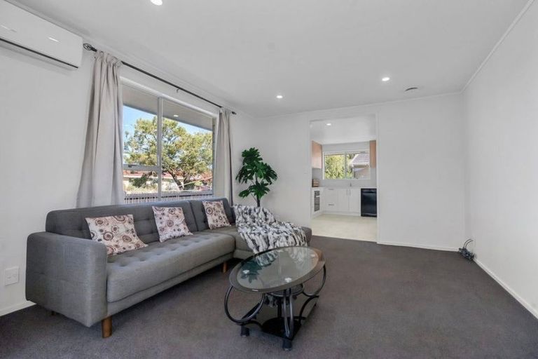 Photo of property in 1/39 Chipping Lane, Redwood, Christchurch, 8051