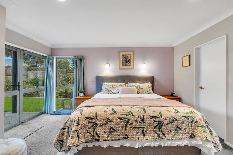 Photo of property in 6 Holdsworth Drive, Otamatea, Whanganui, 4500