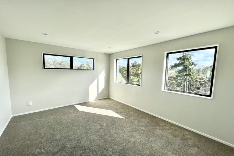 Photo of property in 26 Kaimai Avenue, Massey, Auckland, 0614