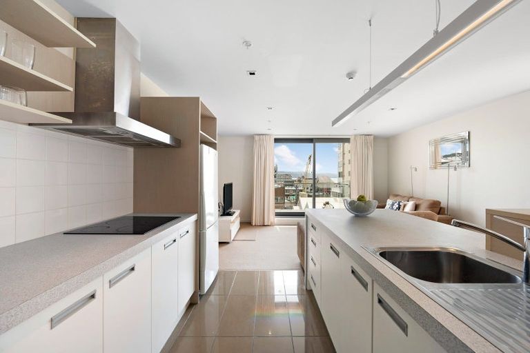 Photo of property in Republic Apartments, 5b/11 Tennyson Street, Te Aro, Wellington, 6011