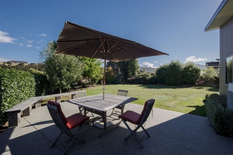 Photo of property in 14 Sherwin Avenue, Albert Town, Wanaka, 9305