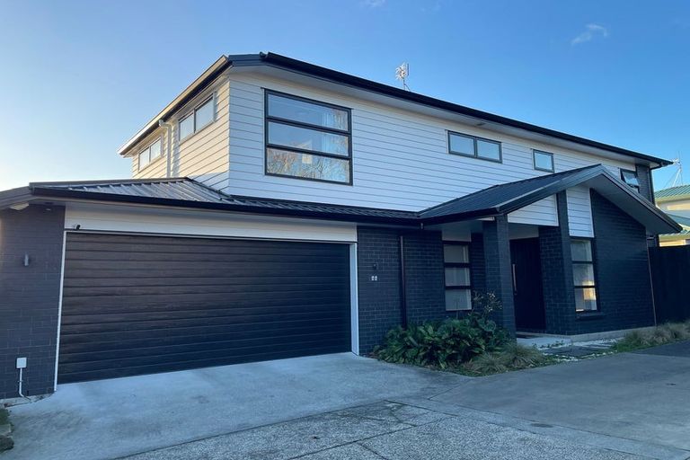Photo of property in 1/44 Sunnynook Road, Sunnynook, Auckland, 0620