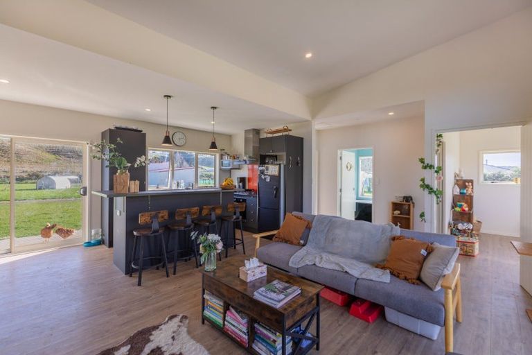 Photo of property in 60 River Road, Otane, Waipawa, 4271