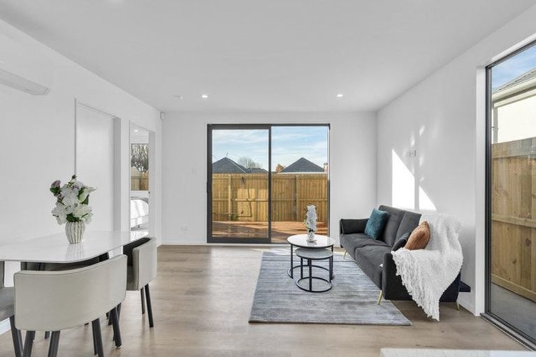 Photo of property in 206a Racecourse Road, Sockburn, Christchurch, 8042