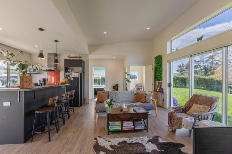 Photo of property in 60 River Road, Otane, Waipawa, 4271