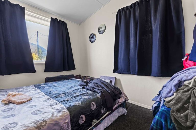 Photo of property in 28 Domett Street, Kawerau, 3127