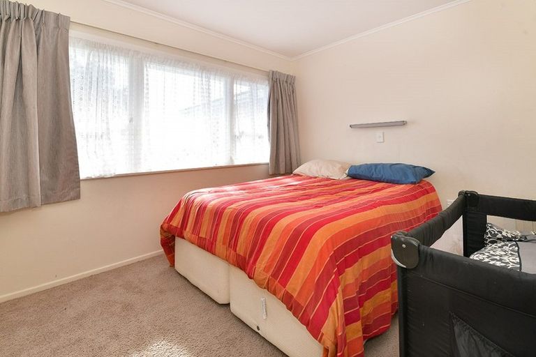 Photo of property in 28 Downer Street, Helensville, 0800