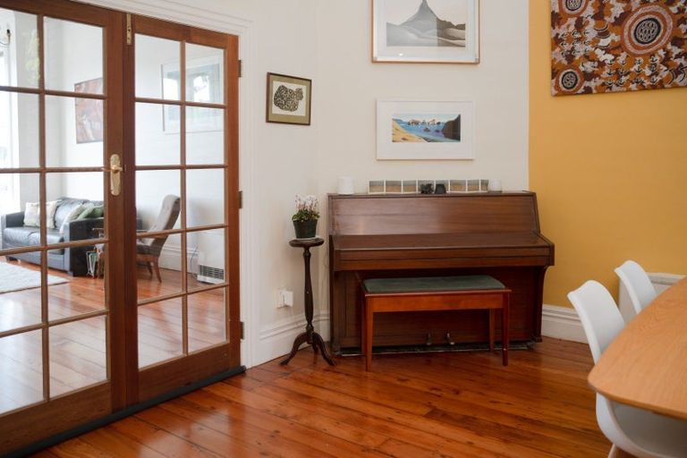 Photo of property in 62 Wright Street, Mount Cook, Wellington, 6021