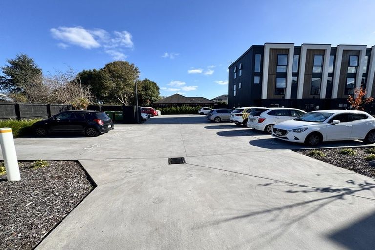 Photo of property in 10/8 Tonga Place, Riccarton, Christchurch, 8041