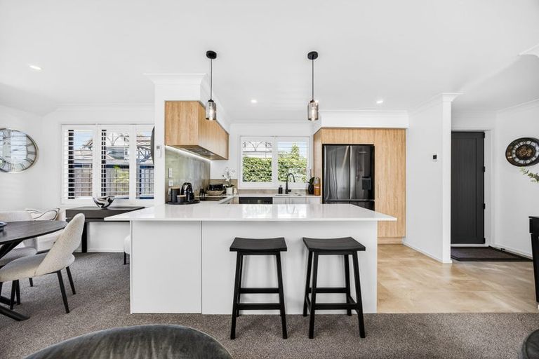Photo of property in 33a Forest Glen, Orewa, 0931