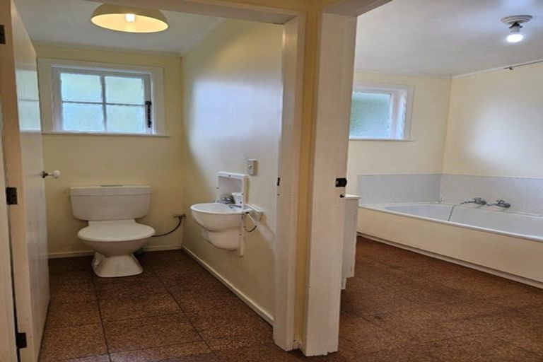 Photo of property in 6 Margaret Street, Wadestown, Wellington, 6012