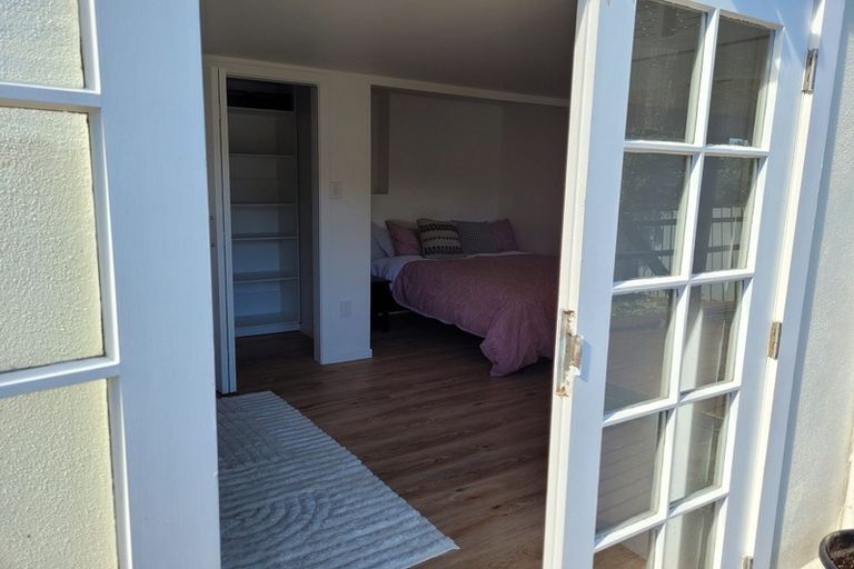 Photo of property in 13 Oku Street, Island Bay, Wellington, 6023