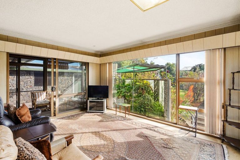 Photo of property in 1412 Woodstock Avenue, Mayfair, Hastings, 4122