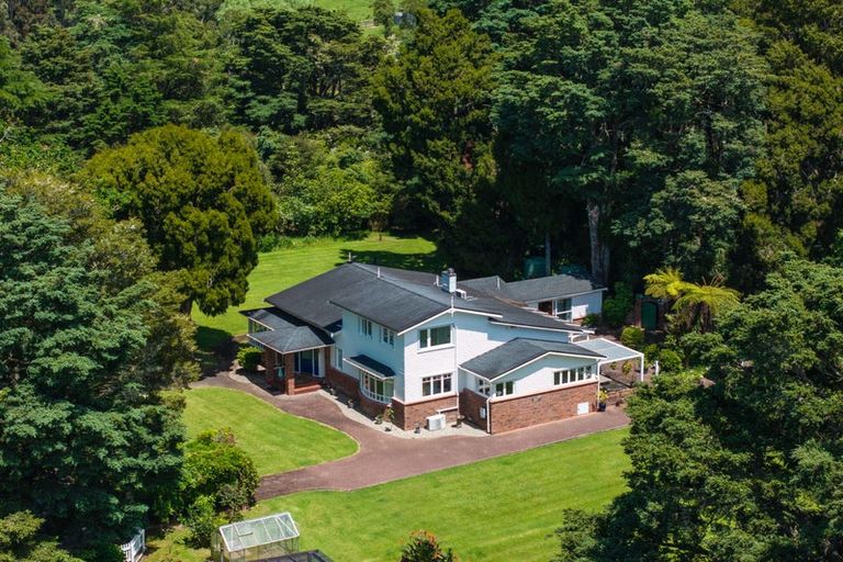 Photo of property in 1174 Kahikatea Flat Road, Waitoki, Kaukapakapa, 0871