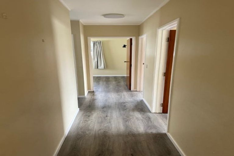 Photo of property in 23 Stapleford Crescent, Browns Bay, Auckland, 0630