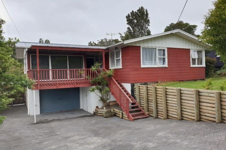 Photo of property in 9 Merchant Avenue, Te Atatu South, Auckland, 0610