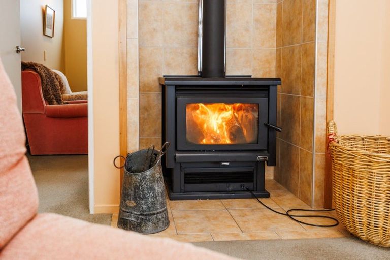 Photo of property in 186 Harrison Hill Road, Aokautere, Palmerston North, 4471