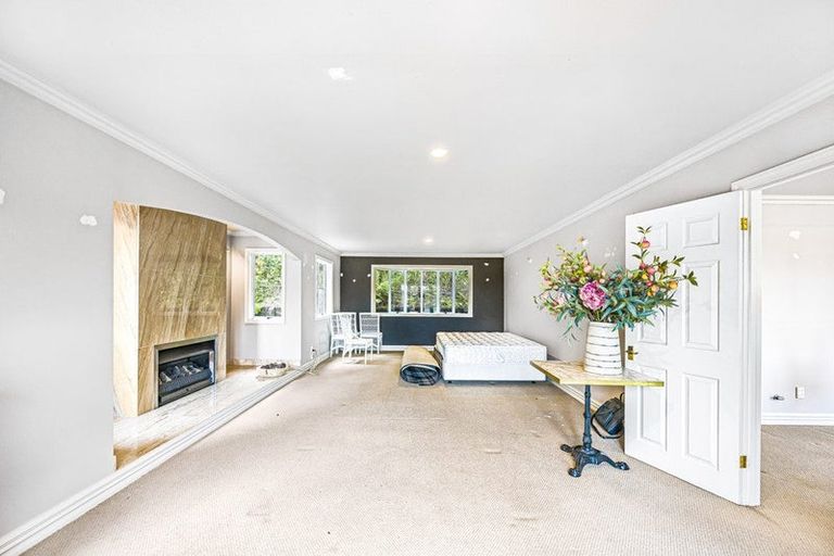 Photo of property in 233 Paremoremo Road, Lucas Heights, Auckland, 0632