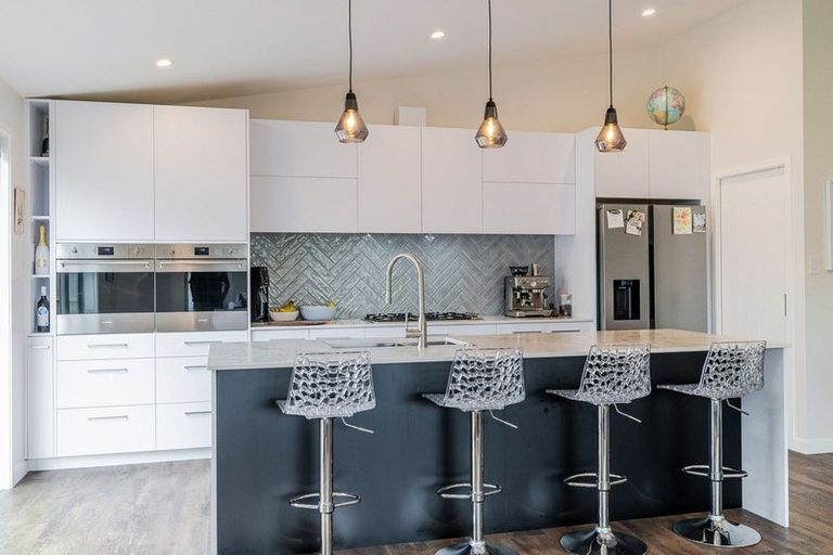 Photo of property in 58 Freedom Drive, Kelvin Grove, Palmerston North, 4414