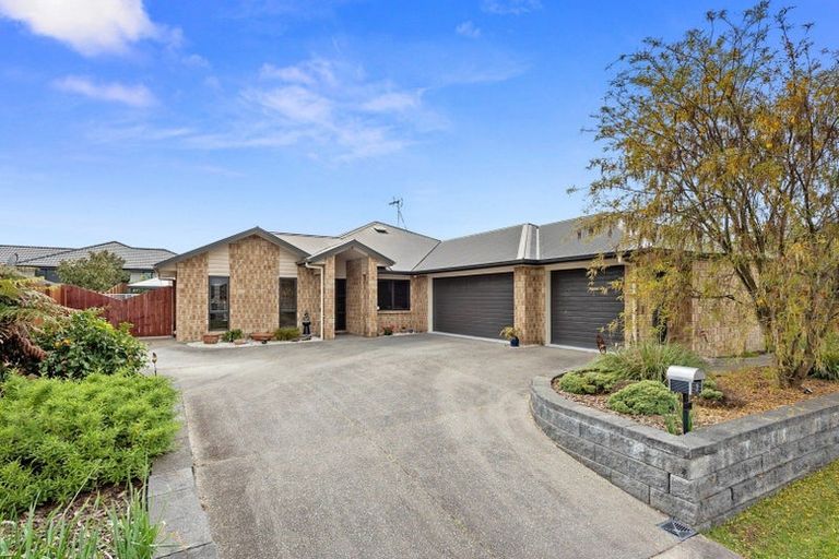 Photo of property in 3 Vantage Place, Flagstaff, Hamilton, 3210