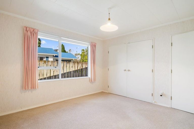 Photo of property in 6 Winslow Place, Levin, 5510