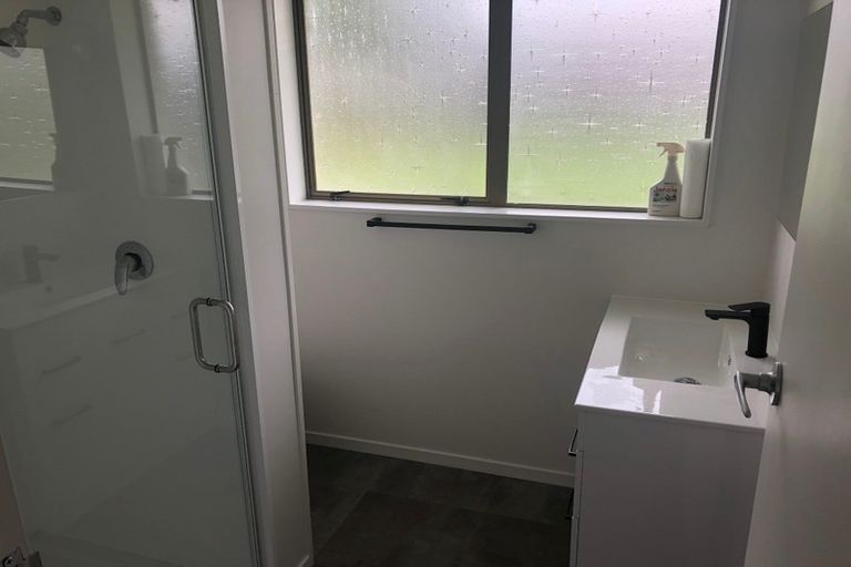 Photo of property in 246 Ngatai Road, Otumoetai, Tauranga, 3110