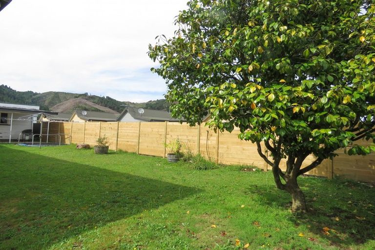 Photo of property in 74-76 Main Street, Reefton, 7830