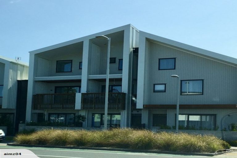 Photo of property in 4 Torea Tai Road, Hobsonville, Auckland, 0616