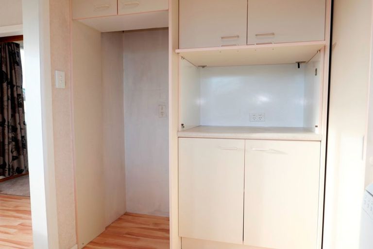 Photo of property in 10 Walton Road, Paraparaumu Beach, Paraparaumu, 5032