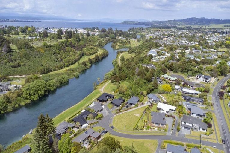 Photo of property in 12 Stevenson Way, Rangatira Park, Taupo, 3330