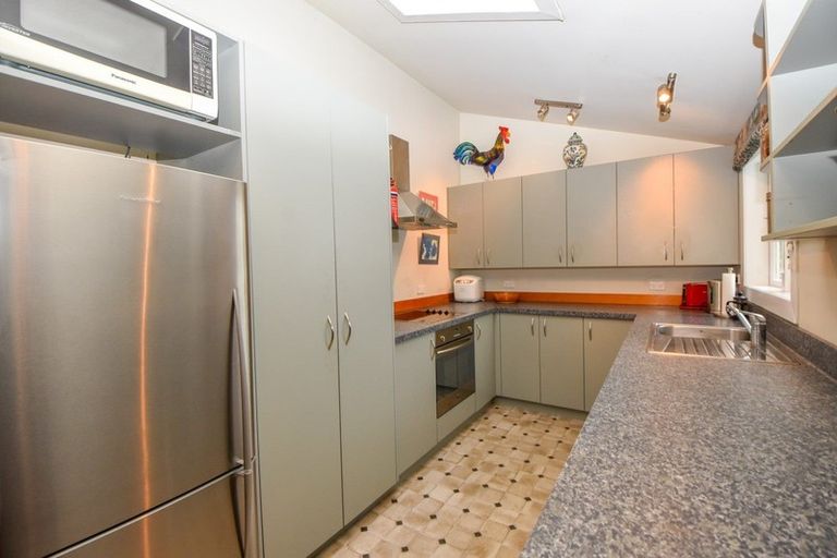 Photo of property in 60 Kuratawhiti Street, Greytown, 5712