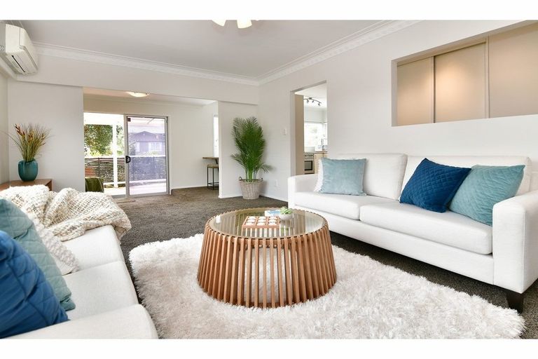 Photo of property in 12 Forest Glen, Orewa, 0931