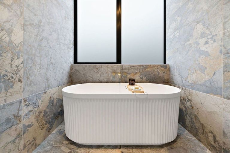 Photo of property in 18 Taurus Lane, Jacks Point, 9371