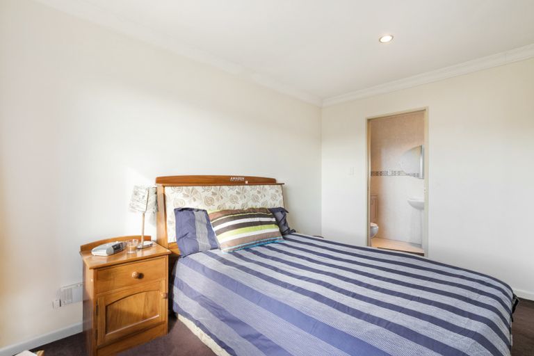 Photo of property in 10 Janway Avenue, Flat Bush, Auckland, 2016