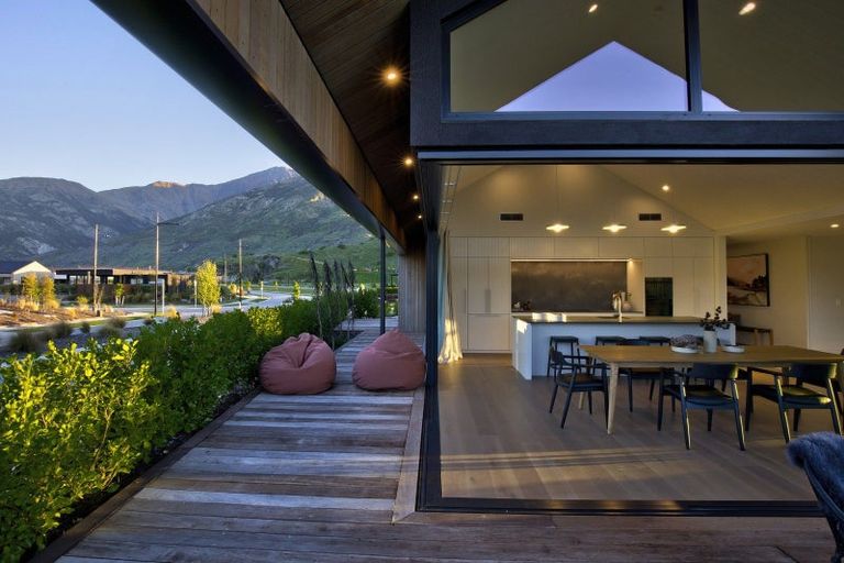 Photo of property in Kawarau Heights, 18 Kawarau Heights Boulevard, Lake Hayes, Queenstown, 9304