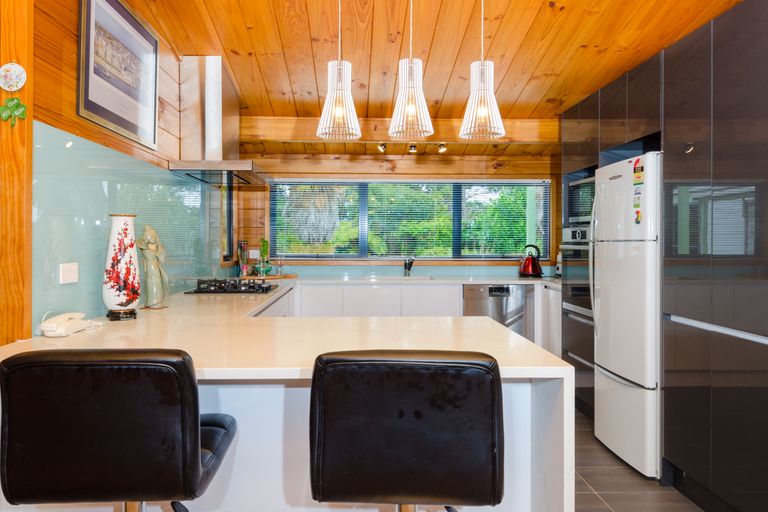 Photo of property in 535 Peak Road, Helensville, 0875