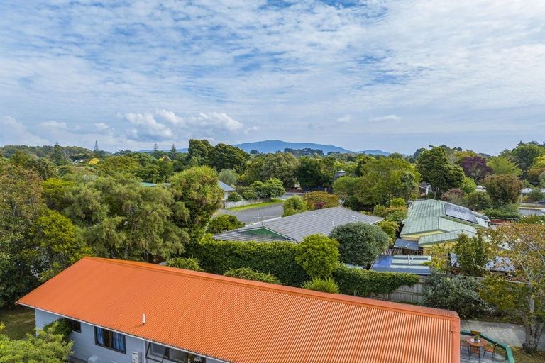 Photo of property in 2 Millvale Street, Waikanae, 5036