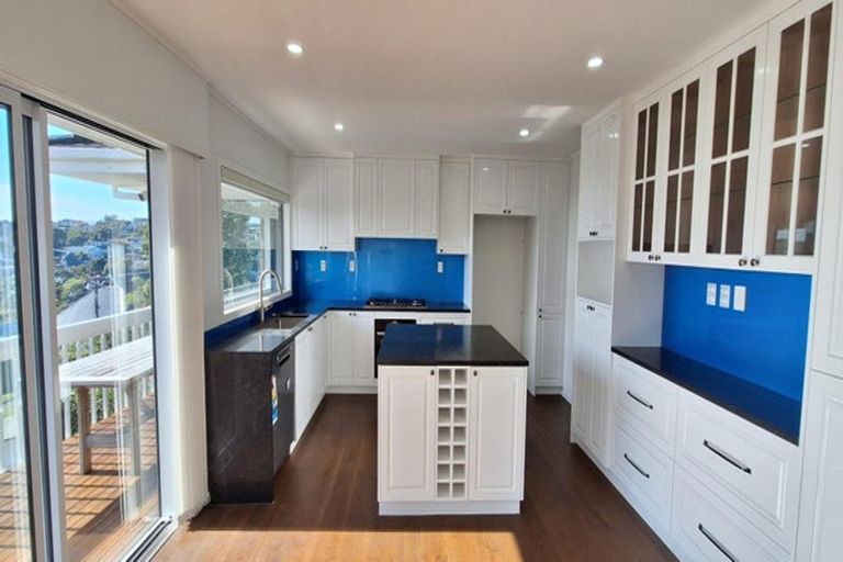 Photo of property in 26 Masterton Road, Rothesay Bay, Auckland, 0630