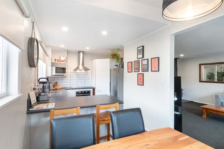 Photo of property in 5a Gloucester Street, Silverstream, Upper Hutt, 5019