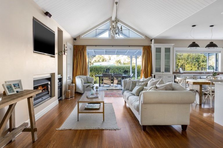 Photo of property in 34 Black Barn Lane, Bethlehem, Tauranga, 3110