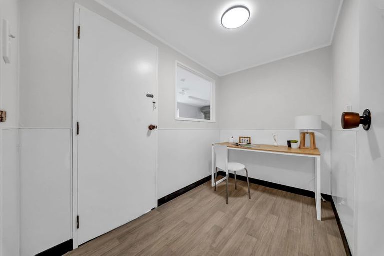 Photo of property in 7 Catania Place, Conifer Grove, Takanini, 2112