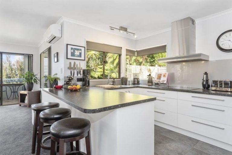 Photo of property in 52 Little John Drive, Bellevue, Tauranga, 3110