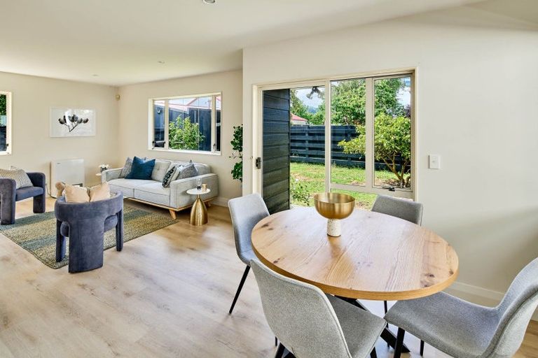 Photo of property in 2/13 Derwent Lee Grove, Epuni, Lower Hutt, 5011