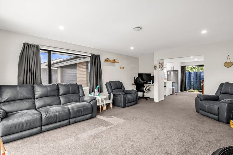 Photo of property in 28 Rahme Crescent, Kaiapoi, 7630