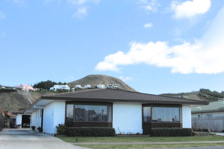 Photo of property in 104 Church Road, Taradale, Napier, 4112