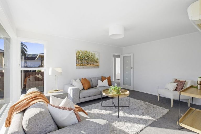 Photo of property in 40 Momona Street, Wainuiomata, Lower Hutt, 5014