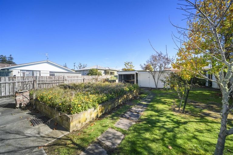 Photo of property in 16 Maunder Street, Marton, 4710