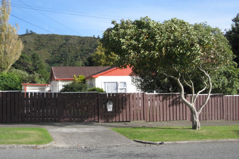 Photo of property in 188 Rata Street, Naenae, Lower Hutt, 5011