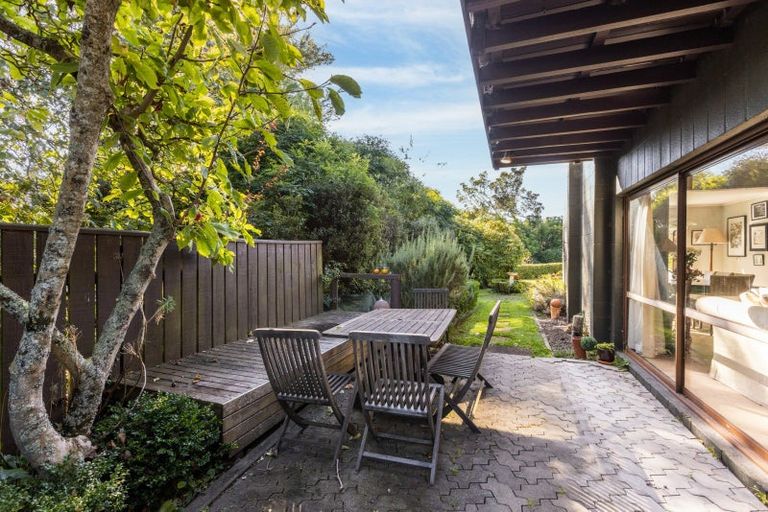 Photo of property in 27 Simla Avenue, Havelock North, 4130