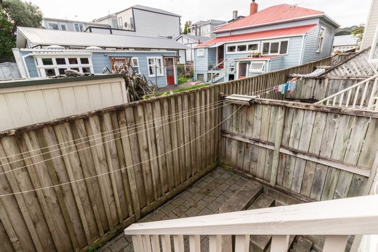 Photo of property in 152g Tasman Street, Mount Cook, Wellington, 6021